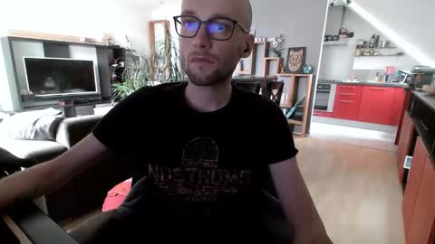 Snapshot of poutoublou002 chatting on 03-14-26, 01:16 Blou online show from 03-14-26, 01:16