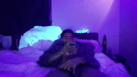 Snapshot of powercouple1208 chatting on 11-14-25, 04:44 powercouple1208 online show from 11-14-25, 04:44