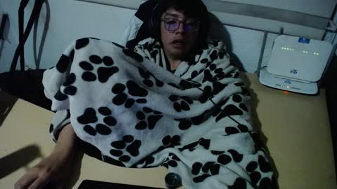 powerfulzeus2 online show from 09-28-25, 06:19