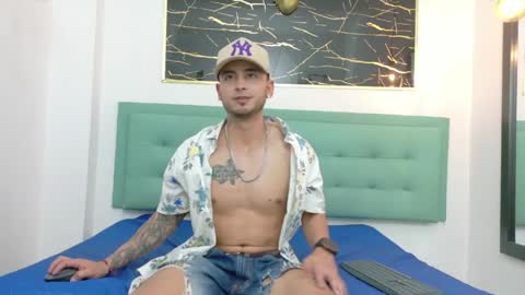   online show from 06-05-26, 06:52