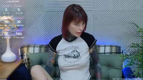 Lola online show from 02-20-26, 05:04