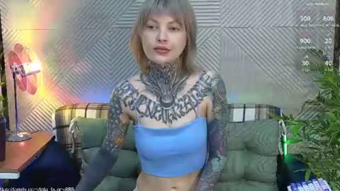 Snapshot of powerrr_ chatting on 06-24-26, 04:33 Lola online show from 06-24-26, 04:33