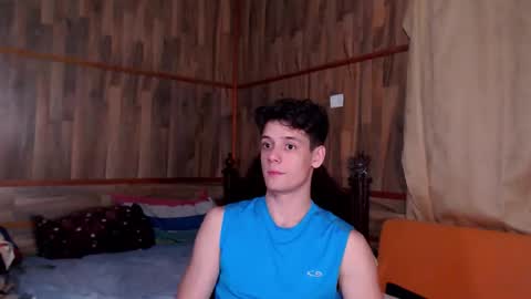Snapshot of powertwinky chatting on 05-18-26, 04:07 chris independent online show from 05-18-26, 04:07