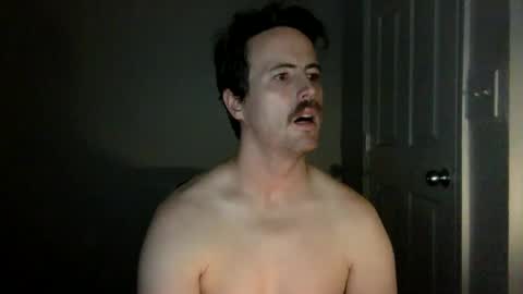 Snapshot of pphoto_95 chatting on 01-15-25, 04:47 Redd online show from 01-15-25, 04:47