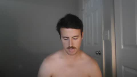 Snapshot of pphoto_95 chatting on 10-12-25, 09:47 Redd online show from 10-12-25, 09:47