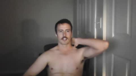 Snapshot of pphoto_95 chatting on 12-23-25, 06:22 Redd online show from 12-23-25, 06:22