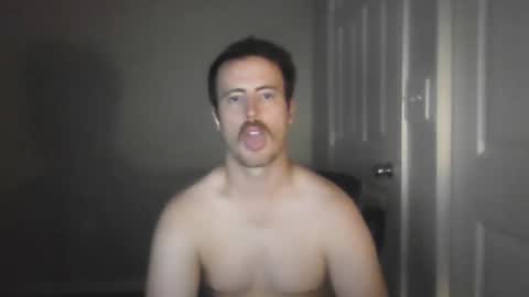 Snapshot of pphoto_95 chatting on 01-14-26, 04:07 Redd online show from 01-14-26, 04:07