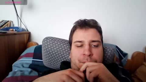 Snapshot of prdolac chatting on 02-08-25, 08:20 prdolac online show from 02-08-25, 08:20