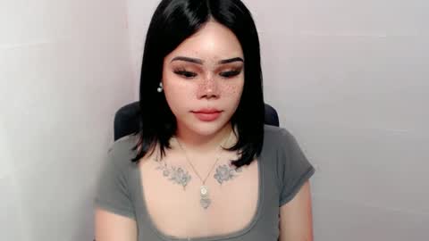 Snapshot of preciousangel69xxx chatting on 12-09-24, 08:44 MAXXINE online show from 12-09-24, 08:44