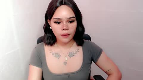 Snapshot of preciousangel69xxx chatting on 01-28-25, 07:32 MAXXINE online show from 01-28-25, 07:32