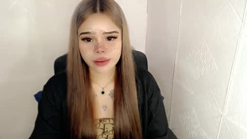 Snapshot of preciousangel69xxx chatting on 02-24-25, 05:43 MAXXINE online show from 02-24-25, 05:43