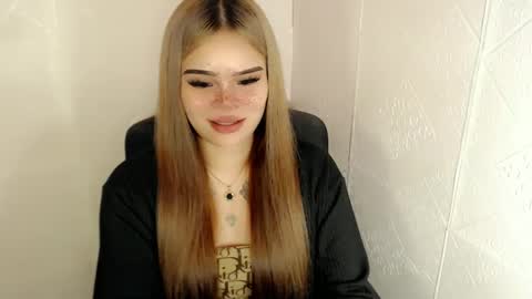 Snapshot of preciousangel69xxx chatting on 03-11-25, 07:04 MAXXINE online show from 03-11-25, 07:04