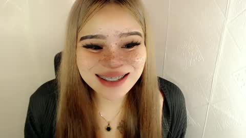 Snapshot of preciousangel69xxx chatting on 03-11-25, 10:07 MAXXINE online show from 03-11-25, 10:07