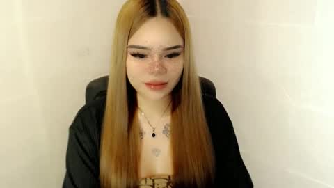 Snapshot of preciousangel69xxx chatting on 10-05-25, 02:32 MAXXINE online show from 10-05-25, 02:32