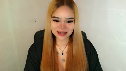 Snapshot of preciousangel69xxx chatting on 12-02-25, 04:18 MAXXINE online show from 12-02-25, 04:18