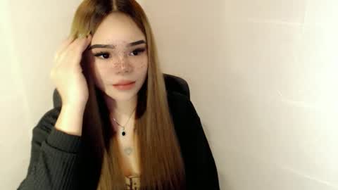 Snapshot of preciousangel69xxx chatting on 02-28-26, 04:35 MAXXINE online show from 02-28-26, 04:35