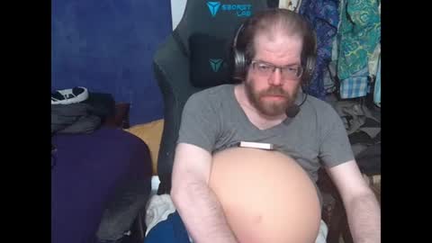 Snapshot of pregnantpup chatting on 07-18-26, 08:34 pregnantpup online show from 07-18-26, 08:34