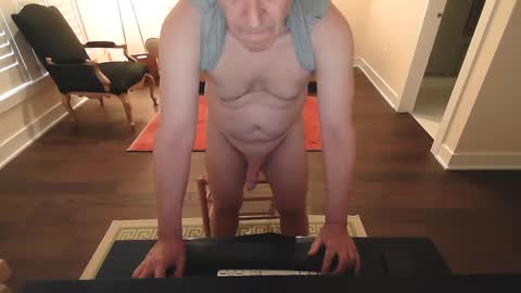 Snapshot of preppydave2525 chatting on 02-05-25, 03:09 preppydave2525 online show from 02-05-25, 03:09