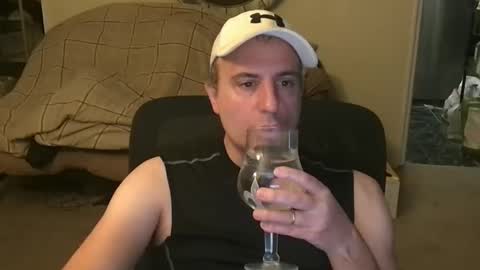 preppyguyintokink1 online show from 12-17-25, 09:21