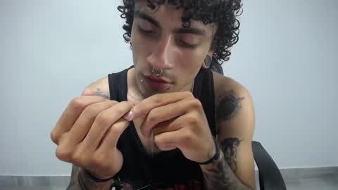 Plux online show from 02-16-25, 06:54