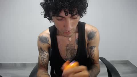 Plux online show from 03-04-25, 07:19