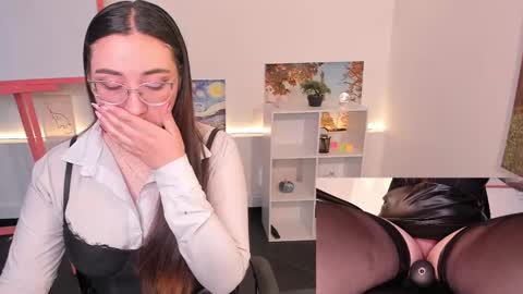 Snapshot of press_anykey chatting on 11-06-25, 01:01 Camila online show from 11-06-25, 01:01