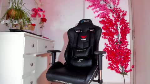 PRESSURE online show from 03-16-26, 07:56