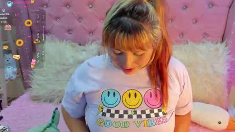 Pretti Violet online show from 09-23-25, 03:09