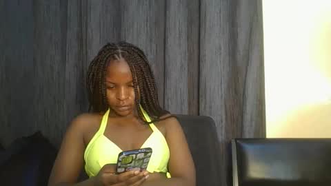 Bad gurl Riri online show from 11-08-25, 06:02