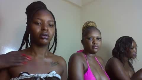 Bad gurl Riri online show from 11-20-25, 03:18