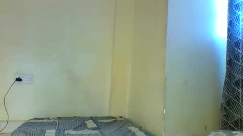 Snapshot of prettie_diva0 chatting on 12-20-25, 12:34 Prettie diva online show from 12-20-25, 12:34