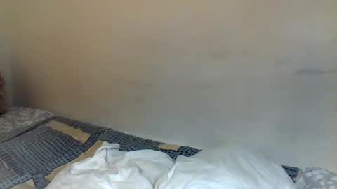 Snapshot of prettie_diva0 chatting on 02-10-26, 03:05 Prettie diva online show from 02-10-26, 03:05