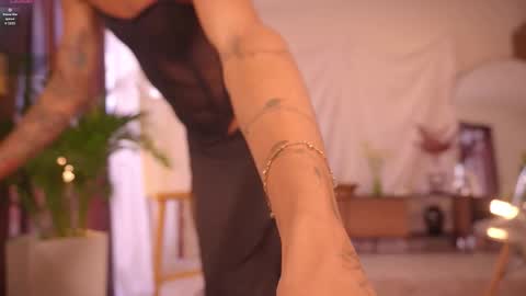 Nayrobi online show from 10-05-25, 03:10