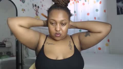 Snapshot of pretty_annah chatting on 10-16-25, 06:58 Annah online show from 10-16-25, 06:58