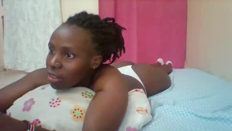 pretty_darya online show from 01-29-25, 07:57