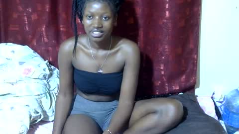 Snapshot of pretty_ebby chatting on 06-13-26, 02:04 pretty_ebby online show from 06-13-26, 02:04