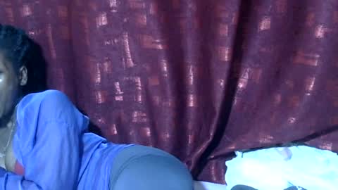 Snapshot of pretty_ebby chatting on 06-16-26, 02:09 pretty_ebby online show from 06-16-26, 02:09