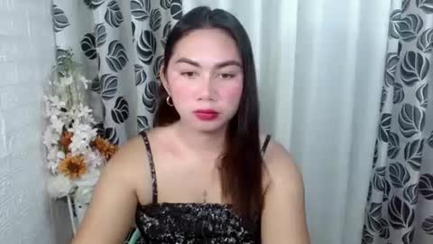 Snapshot of pretty_elennah21 chatting on 11-12-25, 06:47 elennah online show from 11-12-25, 06:47