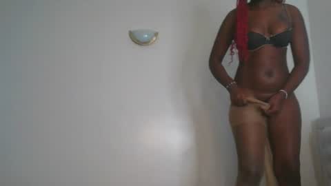 pretty_empress online show from 06-29-26, 10:15