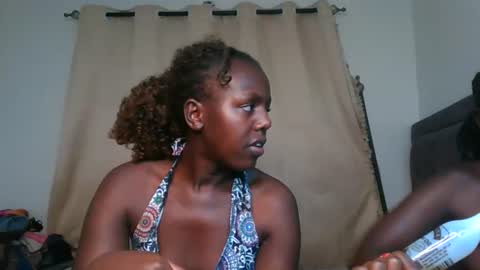 pretty_empress online show from 08-02-26, 07:01