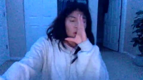 pretty_girl828687 online show from 12-17-25, 01:33