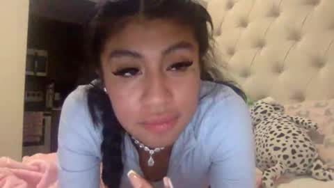 pretty_girl828687 online show from 03-03-26, 03:45