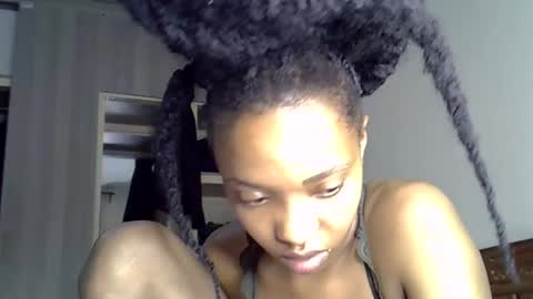 Snapshot of pretty_jazmine chatting on 09-11-25, 02:55 Jaz online show from 09-11-25, 02:55