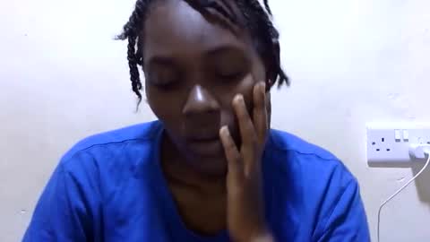 pretty_leila1 online show from 02-26-26, 08:19