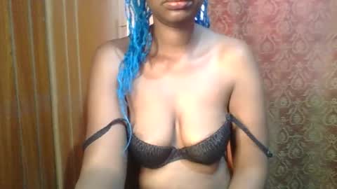 pretty_leilah online show from 01-18-26, 01:48