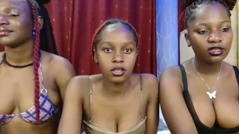 Pretty online show from 02-12-26, 03:40