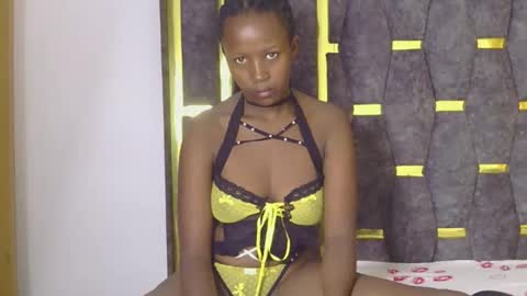 Snapshot of pretty_marslady chatting on 10-23-25, 08:46 pretty_marslady online show from 10-23-25, 08:46