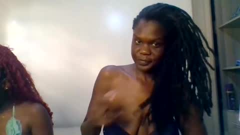 Snapshot of pretty_naya chatting on 11-05-25, 06:02 naya online show from 11-05-25, 06:02