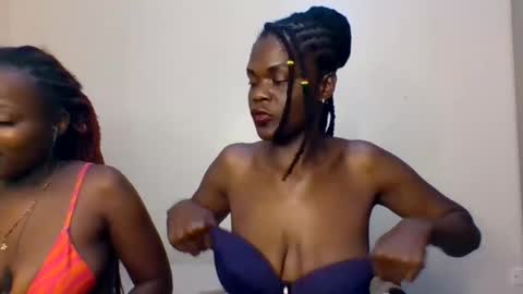 Snapshot of pretty_naya chatting on 11-22-25, 06:51 naya online show from 11-22-25, 06:51