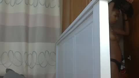 Snapshot of pretty_petite24 chatting on 12-05-24, 10:33 pretty_petite24 online show from 12-05-24, 10:33